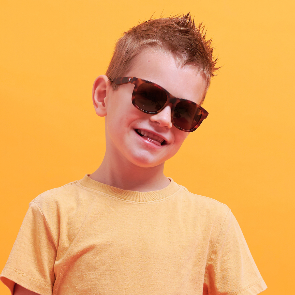 Classic Tortoise Navigator | Polarized Gradient Amber Lenses