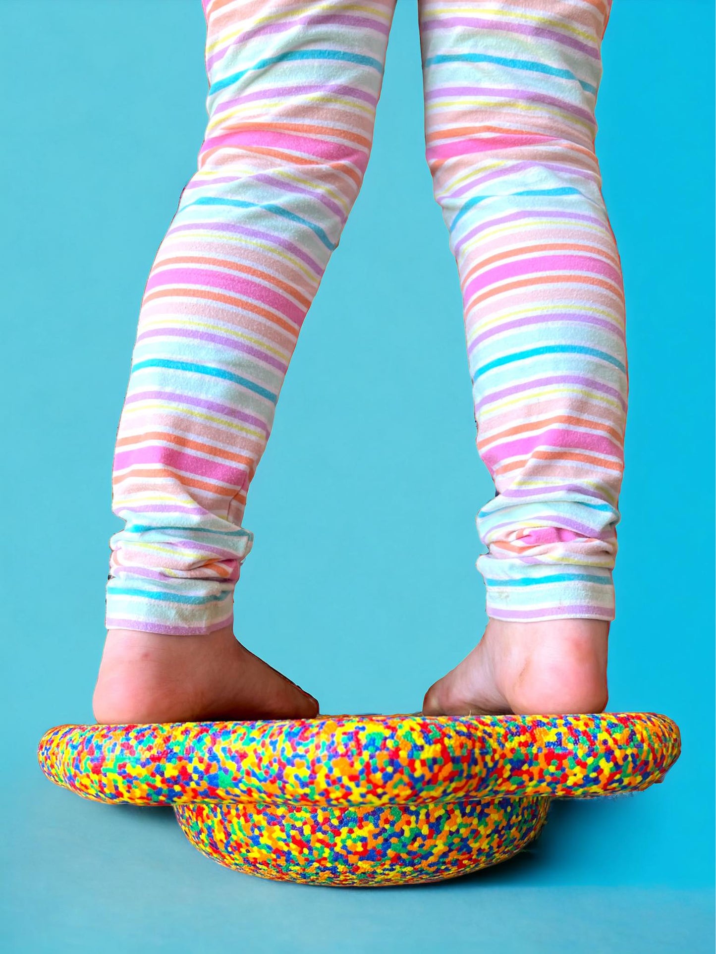 Flower-shaped Balance Board for Stepping Stones in Rainbow Confetti