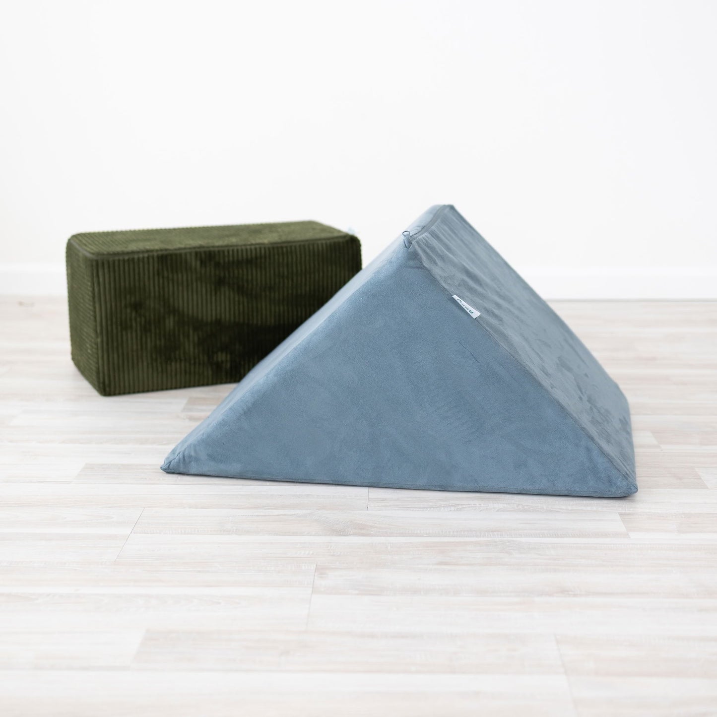 The Biggy (XL Wedge)