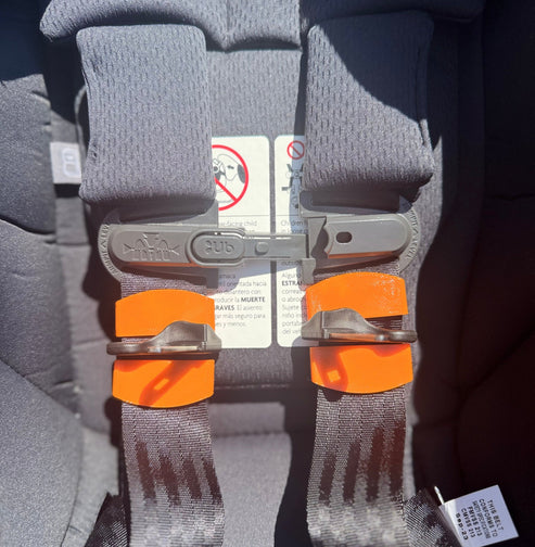BuckleBuddeez • Infant | Car Seat Strap Aligner