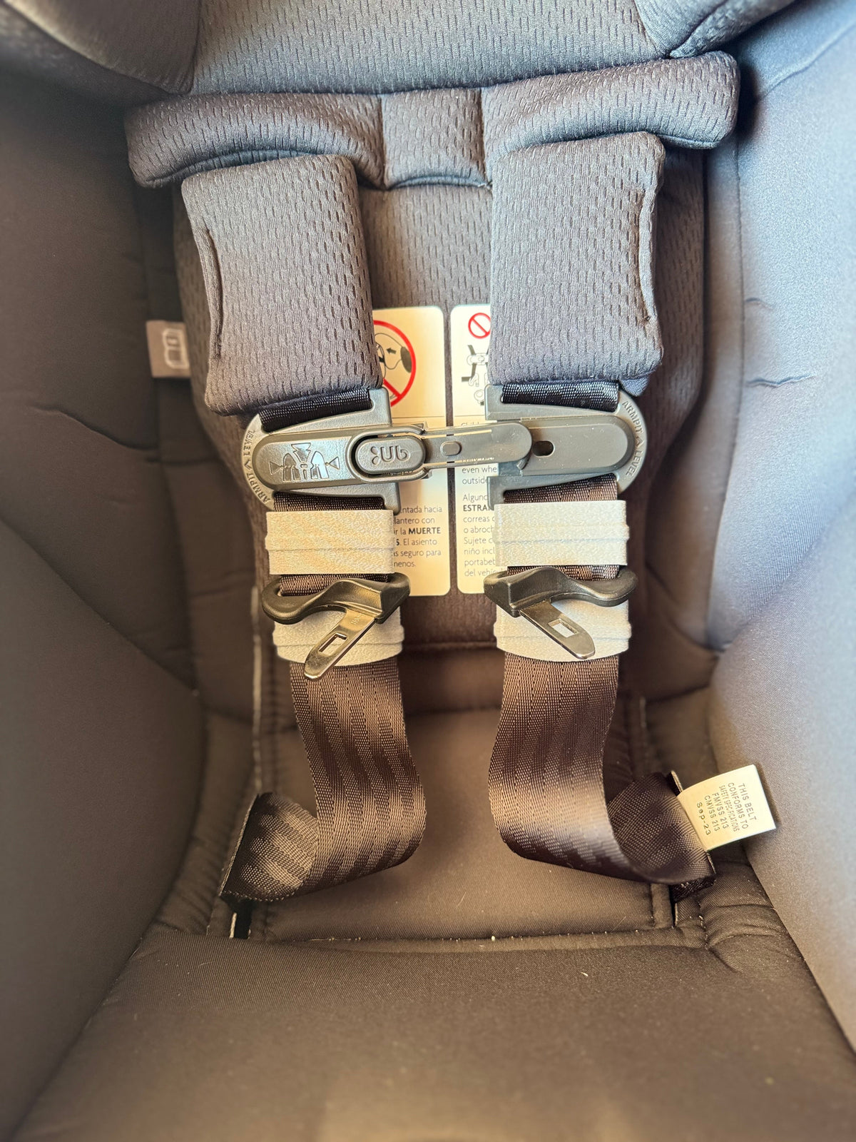 BuckleBuddeez • Infant | Car Seat Strap Aligner