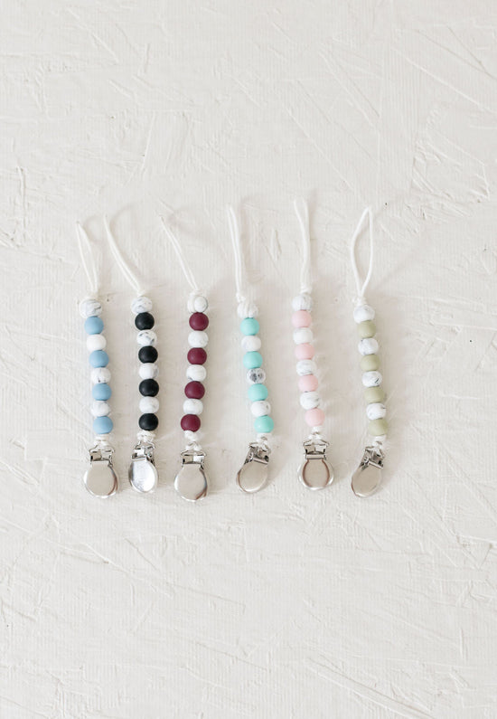 Finch Pacifier Clip