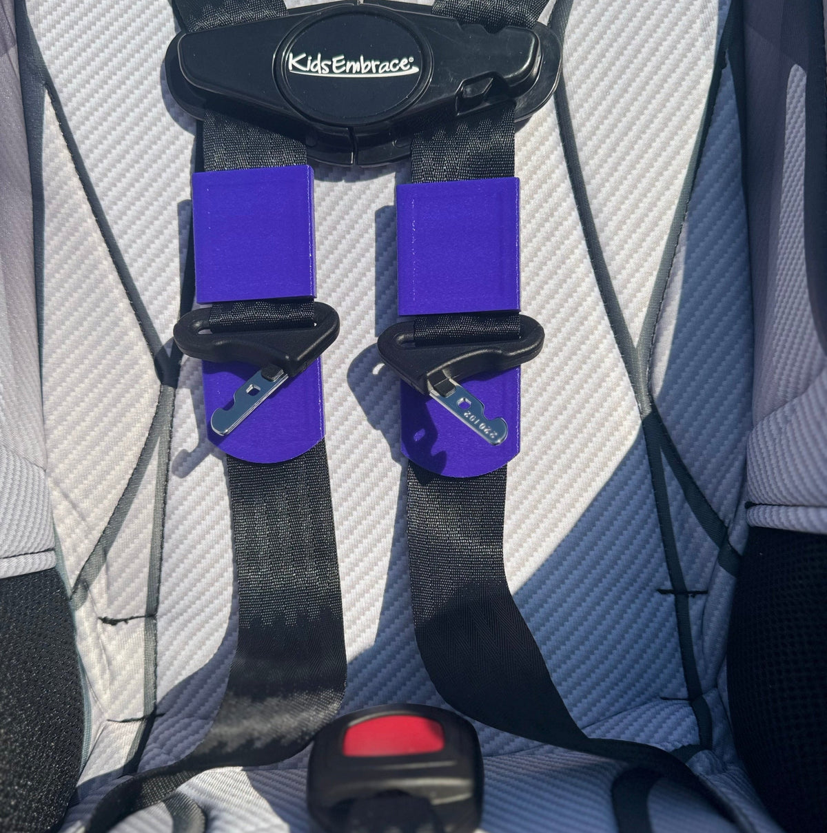 BuckleBuddeez • Toddler | Car Seat Strap Aligner
