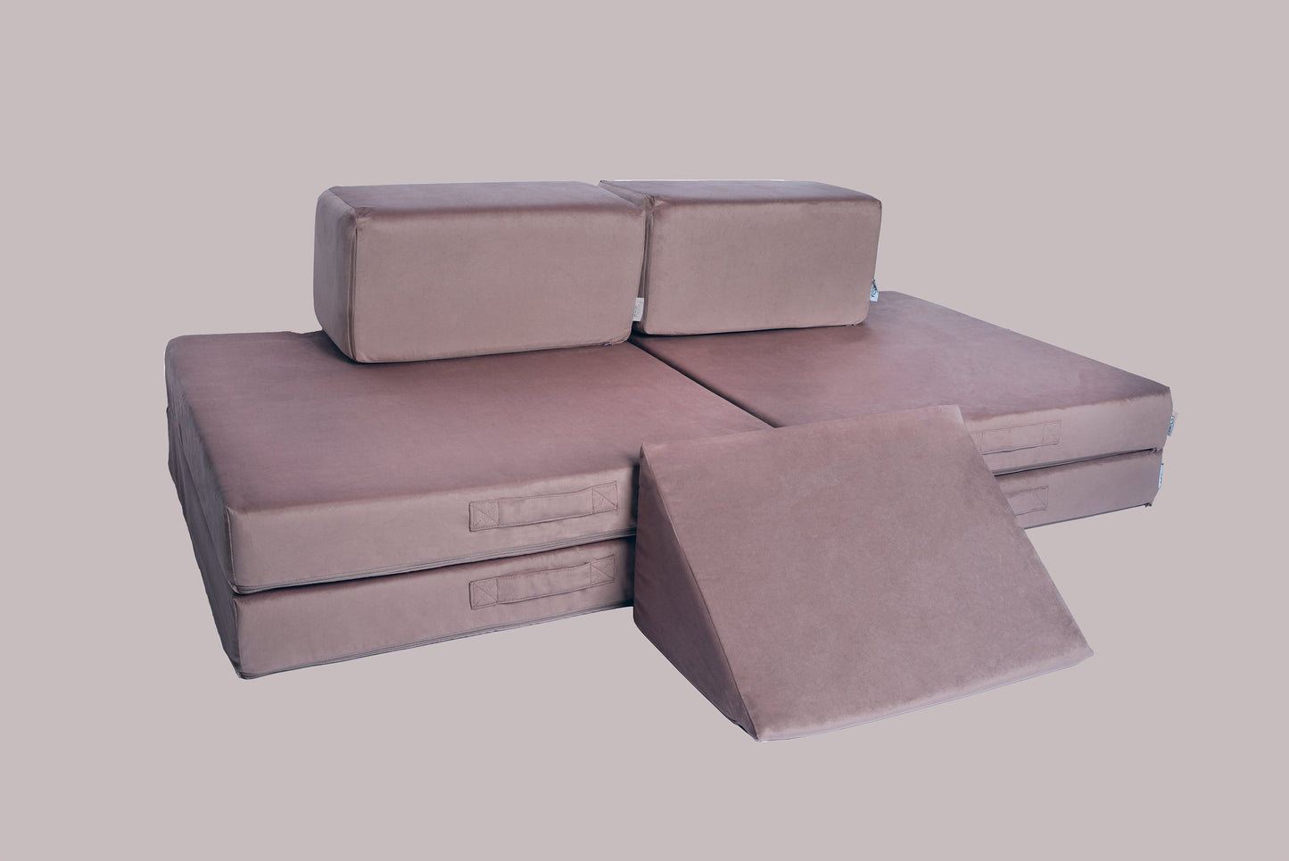 The Figgy play couch