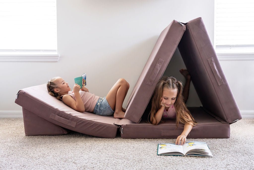 The Figgy play couch