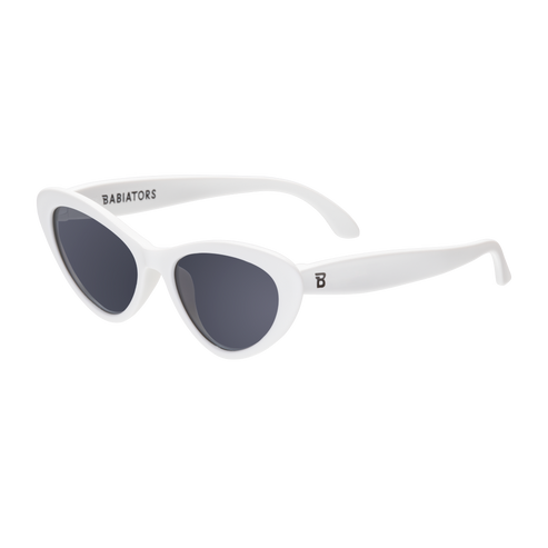 Wicked White Cat-Eye I Smoke Lenses