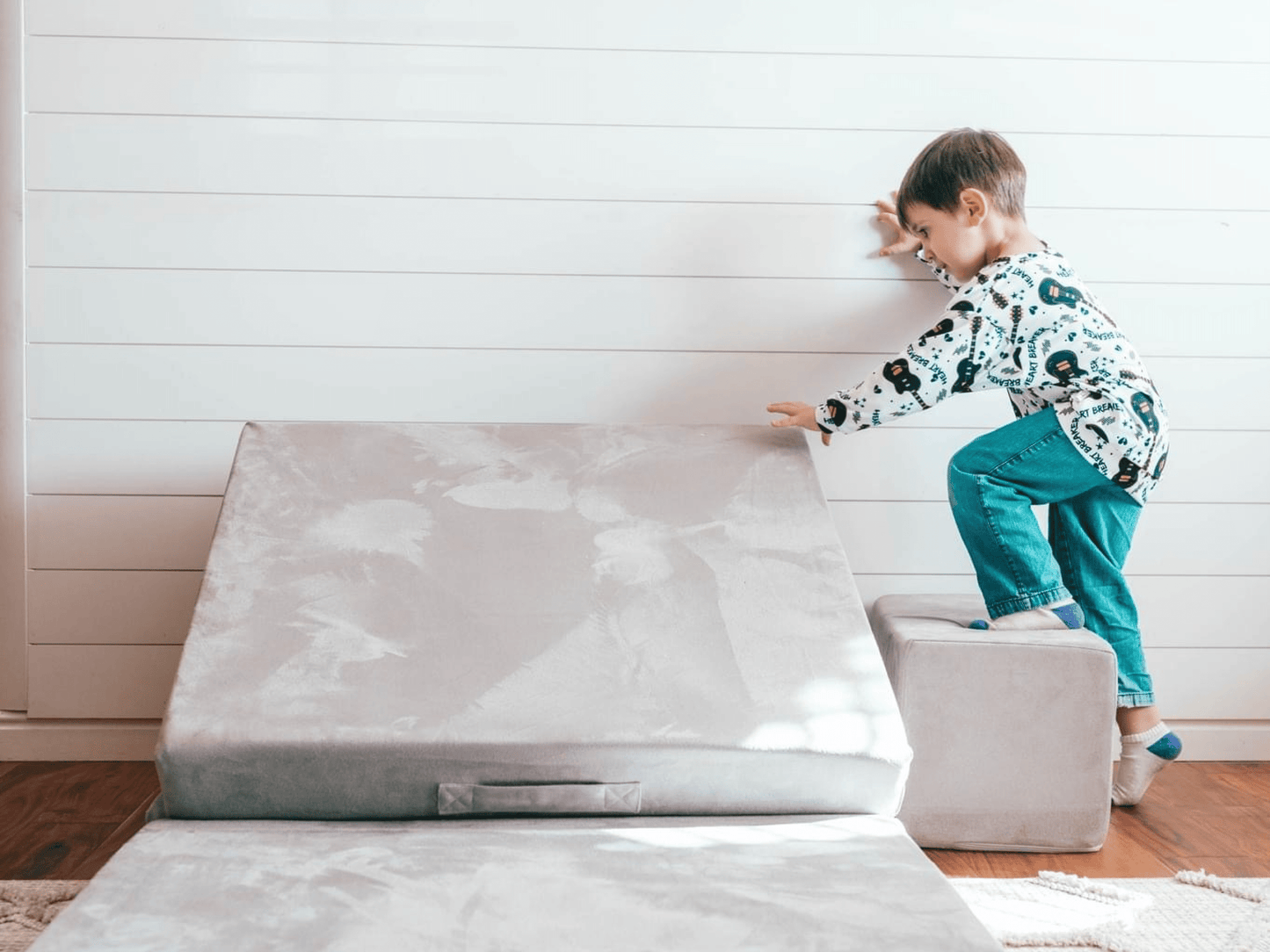 The Figgy play couch