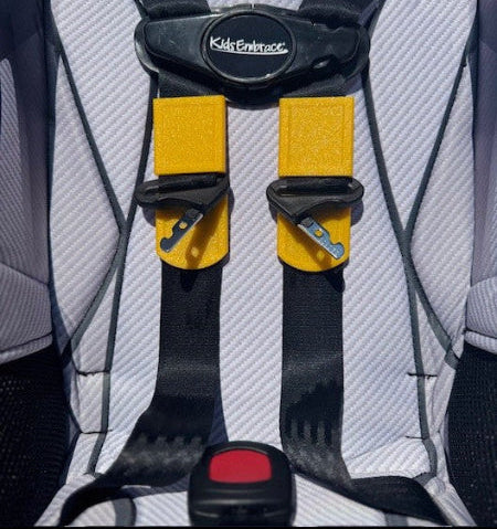 BuckleBuddeez • Toddler | Car Seat Strap Aligner