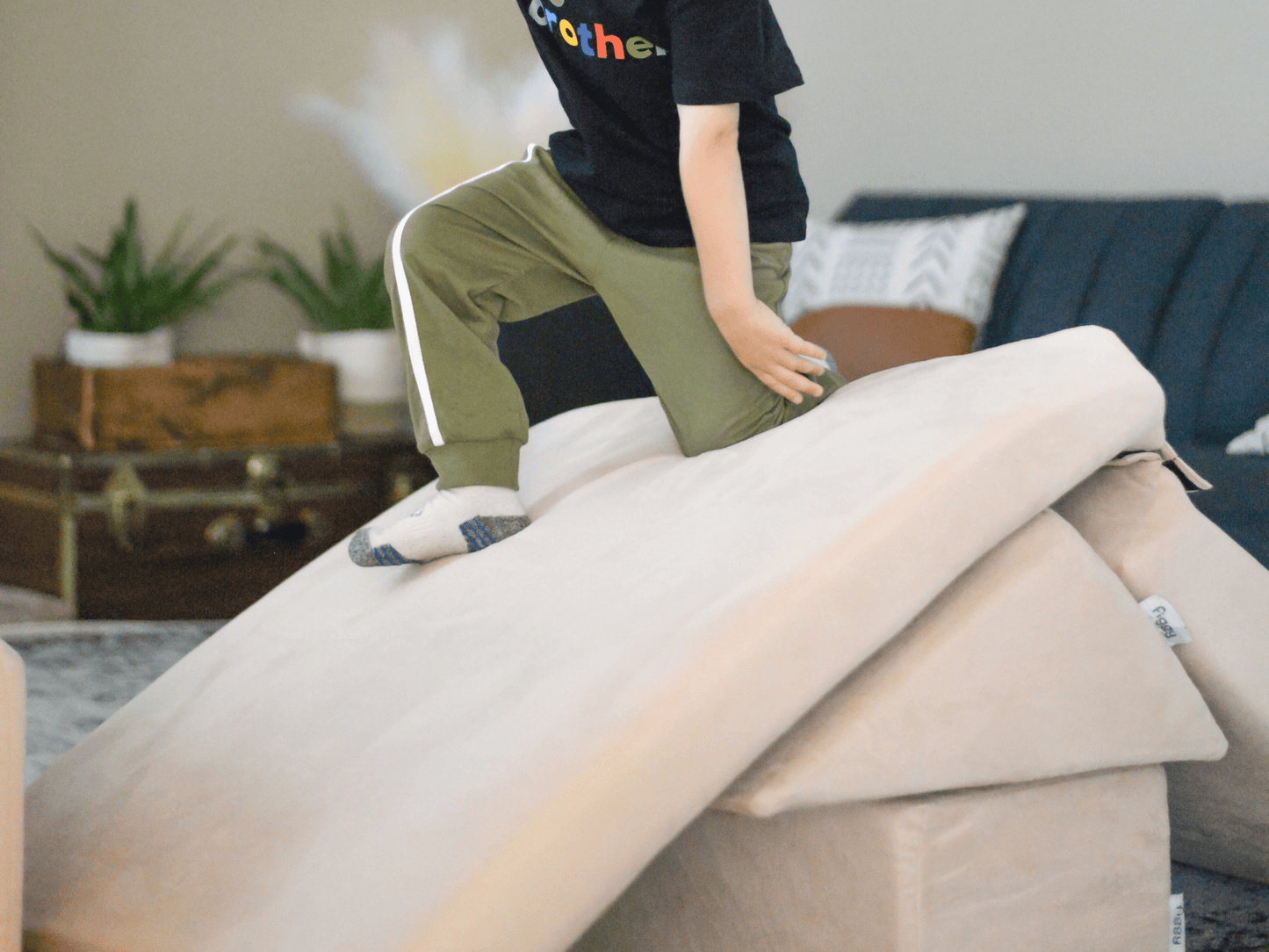 The Figgy play couch