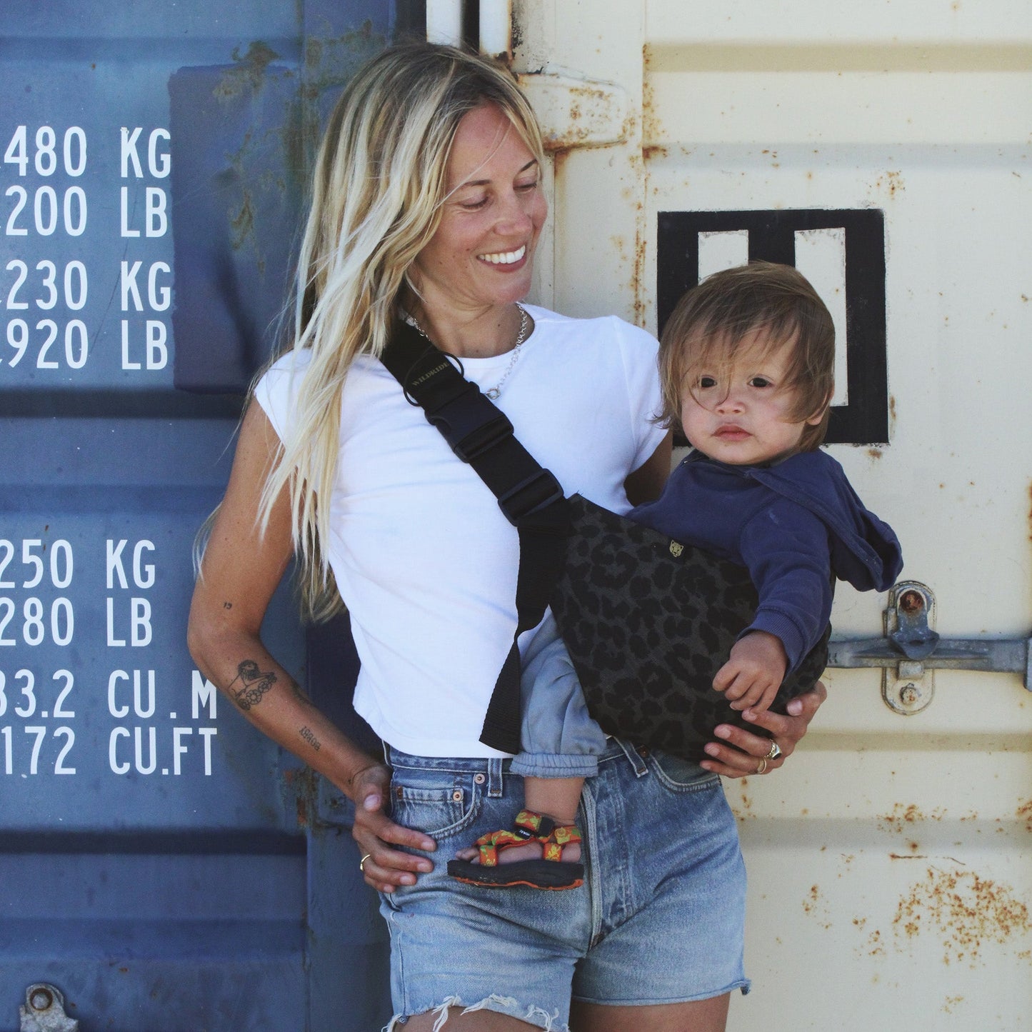 Toddler Carrier Leopard Print Grey